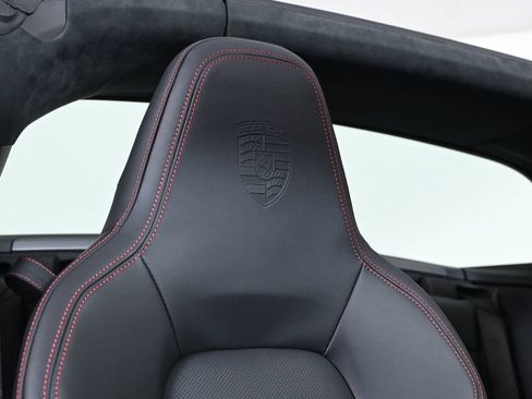 Certified 2026 Porsche 911 Targa 4S AWD/4WD image 23
