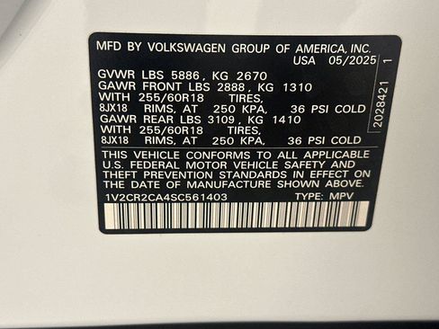 New 2025 Volkswagen Atlas Peak Edition SE image 26