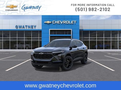 New 2026 Chevrolet Trax LT w/ Midnight Edition FWD image 8