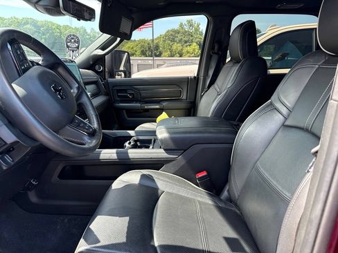 Used 2023 RAM 3500 Limited AWD/4WD image 3