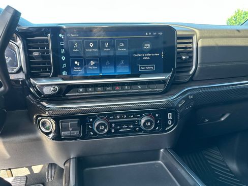 Used 2024 Chevrolet Silverado 2500 LTZ w/ LTZ Convenience Package AWD/4WD image 20