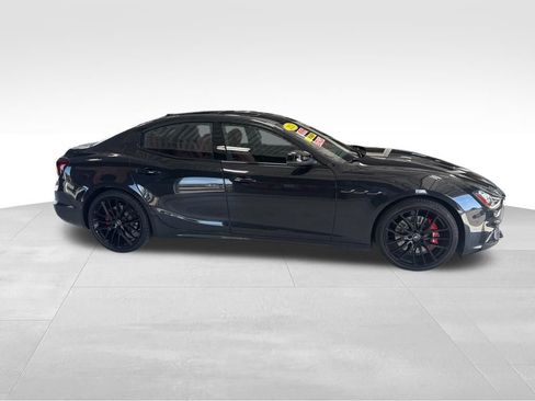 Used 2023 Maserati Ghibli Modena RWD image 6