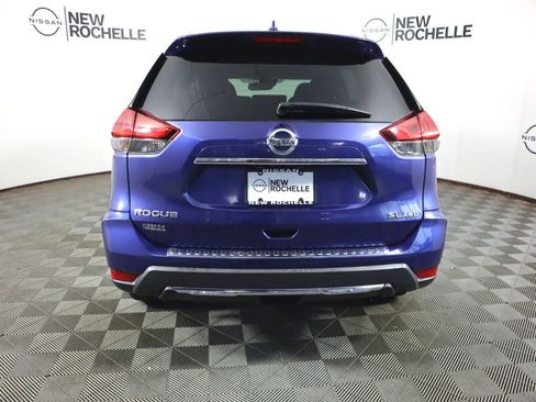 Certified 2018 Nissan Rogue SL w/ Premium Package image 6