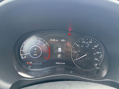 Used 2022 Nissan Kicks SV image 10