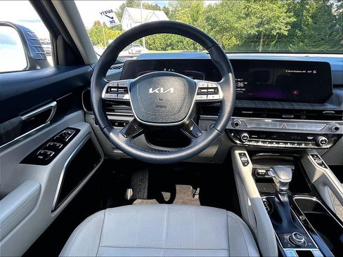 Used 2025 Kia Telluride EX AWD/4WD image 18
