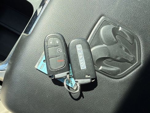 Used 2016 RAM 1500 Laramie w/ Convenience Group image 36