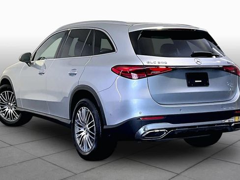 Used 2026 Mercedes-Benz GLC 300 4MATIC image 12