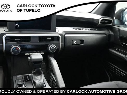 Used 2025 Toyota RAV4 XLE w/ Convenience Package FWD image 30