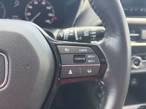 Certified 2023 Honda HR-V EX-L image 20
