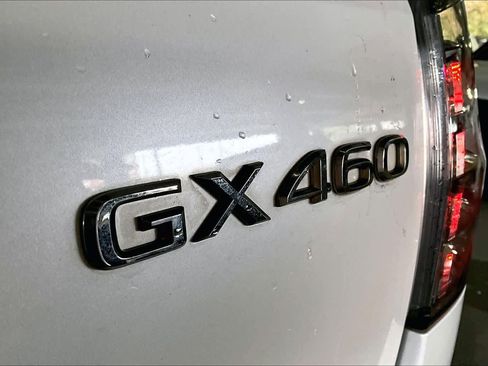 Used 2020 Lexus GX 460 Luxury image 9