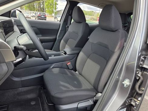 New 2026 Nissan Kicks S FWD image 9
