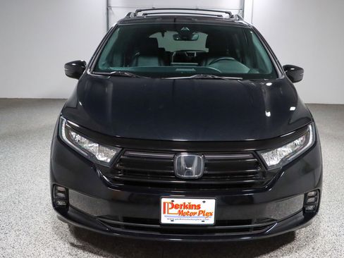 Used 2024 Honda Odyssey Sport image 4