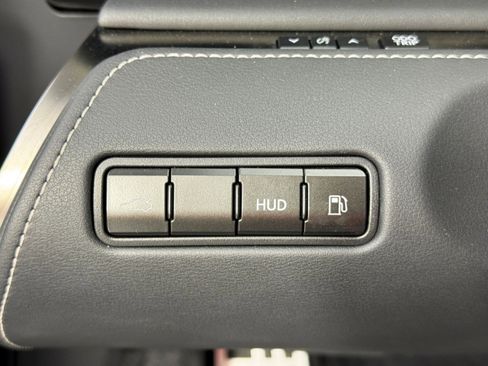 Used 2023 Lexus LC 500 Convertible image 20