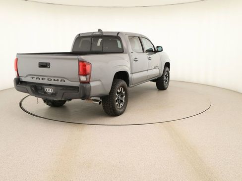 Used 2021 Toyota Tacoma SR5 RWD image 6