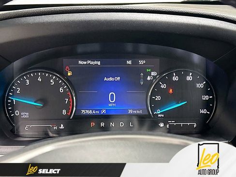 Used 2021 Ford Explorer XLT image 12