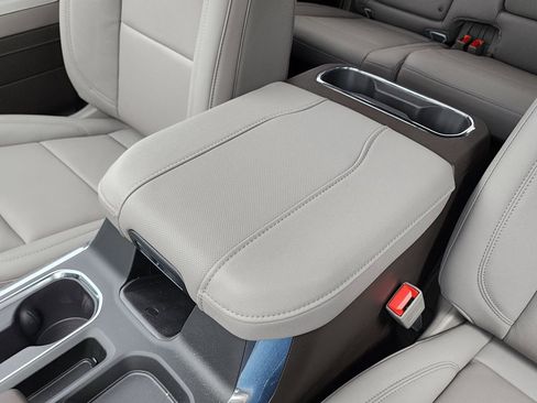 New 2026 GMC Sierra 1500 SLT w/ SLT Premium Plus Package image 32