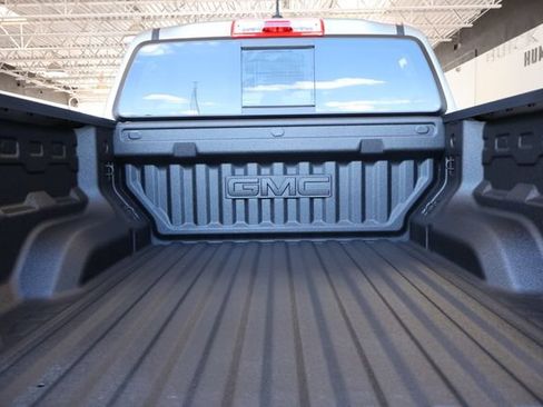 New 2026 GMC Canyon AT4 AWD/4WD image 19