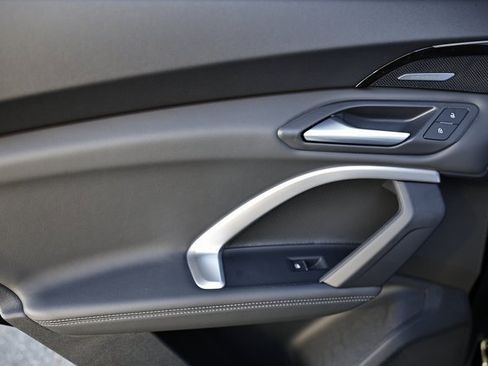 New 2025 Audi Q5 Prestige image 24