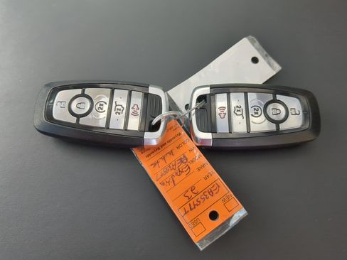 Certified 2023 Ford Expedition Platinum AWD/4WD image 28