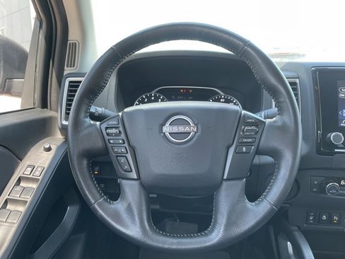 Certified 2024 Nissan Frontier SV w/ SV Convenience Package image 14