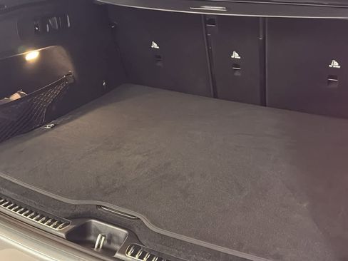 Used 2026 Mercedes-Benz GLC 300 4MATIC image 34