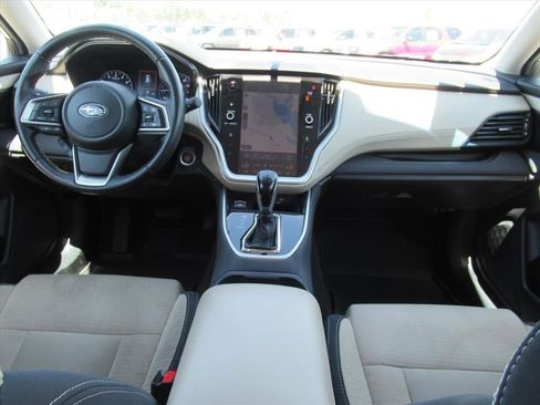 Used 2021 Subaru Outback Premium AWD/4WD image 12
