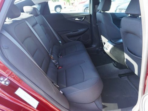 Used 2024 Chevrolet Malibu LT image 18