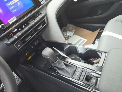 New 2026 Toyota Camry SE image 13