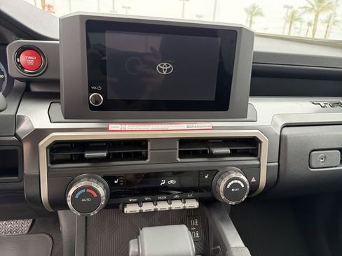 New 2026 Toyota Tacoma TRD Off-Road AWD/4WD image 19