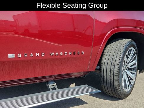 Used 2024 Jeep Grand Wagoneer Series III w/ Rear Seat Video Group 1 AWD/4WD image 18
