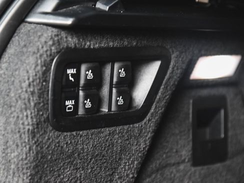 Used 2023 BMW X7 xDrive40i w/ M Sport Package image 41