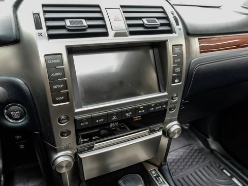 Used 2010 Lexus GX 460 image 28