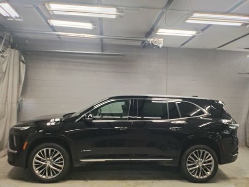 New 2026 Buick Enclave Avenir w/ Super Cruise Package AWD/4WD image 17