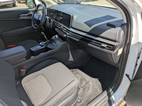 Certified 2026 Kia Sportage LX FWD image 13