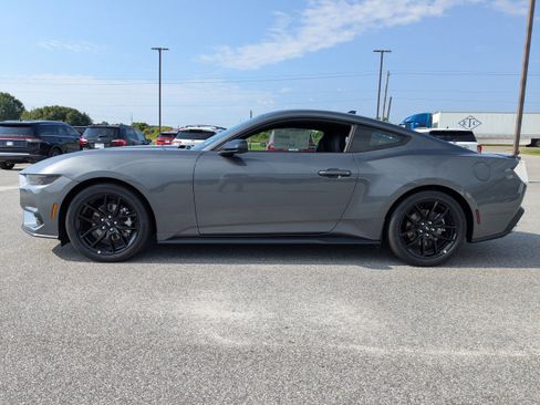 New 2025 Ford Mustang Coupe image 7