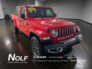 Used 2023 Jeep Gladiator Overland video 1