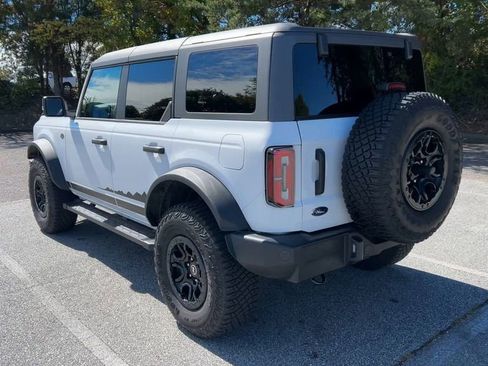 Used 2024 Ford Bronco Wildtrak image 43