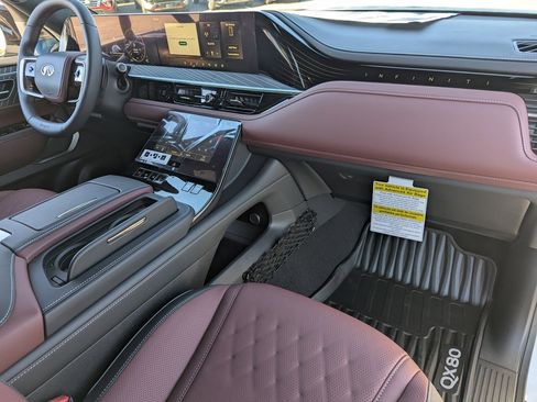 New 2026 INFINITI QX80 Autograph image 12