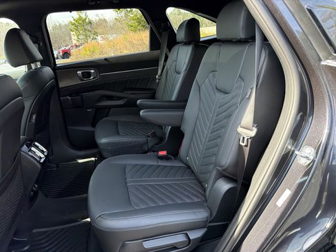 Used 2026 Kia Sorento SX Prestige image 23