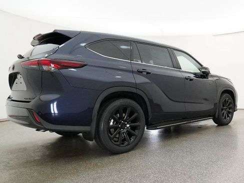 New 2026 Toyota Highlander Limited AWD/4WD image 28
