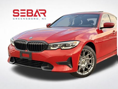 Used 2019 BMW 330i xDrive Sedan w/ Convenience Package AWD/4WD image 3
