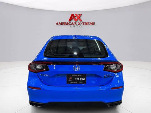Used 2023 Honda Civic Sport image 6