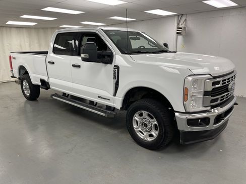 Used 2025 Ford F250 XLT image 6