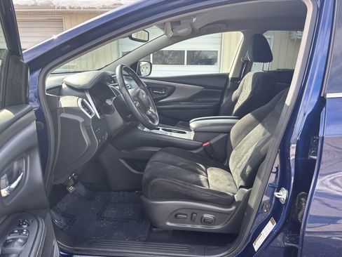 Used 2020 Nissan Murano SV image 12