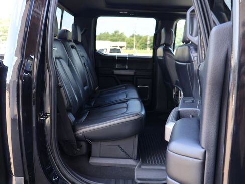Used 2022 Ford F350 Platinum w/ Tremor Off-Road Package AWD/4WD image 12