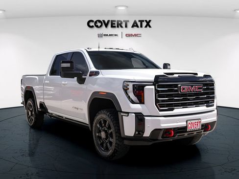 Used 2025 GMC Sierra 2500 AT4 w/ AT4 Premium Plus Package AWD/4WD image 8