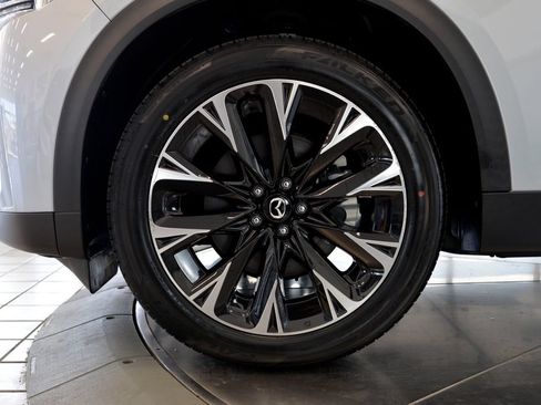 Used 2024 MAZDA CX-90 Plug-In Hybrid w/ Premium Plus AWD/4WD image 10