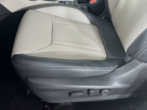 Used 2021 Subaru Forester Limited w/ Popular Package #3 image 22