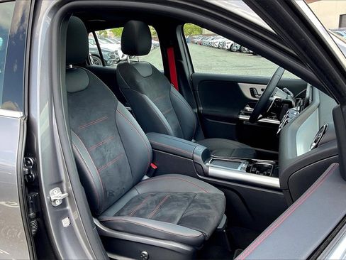 Used 2025 Mercedes-Benz GLA 35 AMG 4MATIC image 7