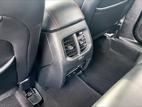 Used 2019 Jeep Cherokee Trailhawk image 34